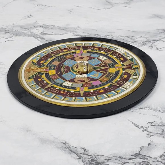 Mayan Calendar Small Enameled Metal Vintage - Picture 3 of 7